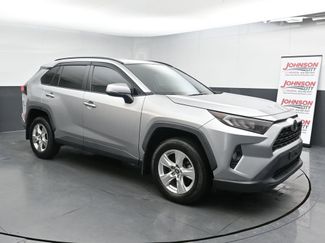 Used 2021 Toyota RAV4 XLE video 2
