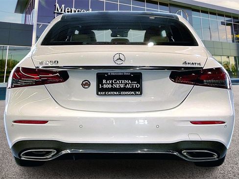 Certified 2021 Mercedes-Benz E 350 4MATIC Sedan image 4