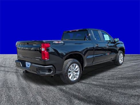 Used 2022 Chevrolet Silverado 1500 Custom image 4