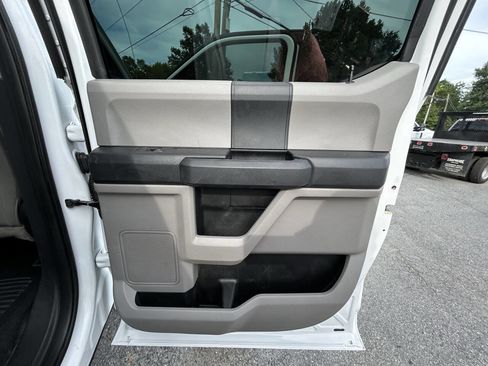 Used 2019 Ford F350 XL w/ Power Equipment Group AWD/4WD image 27