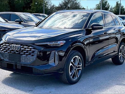 New 2025 Audi Q5 Premium Plus AWD/4WD image 9