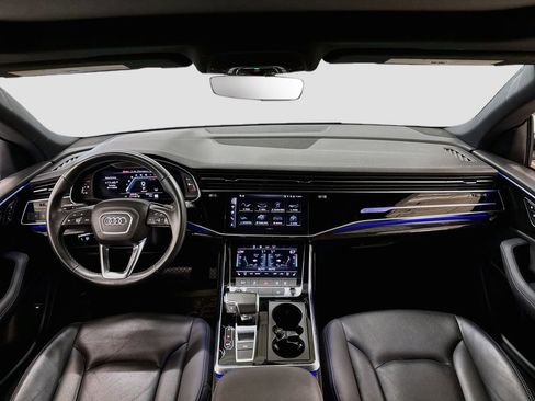 Used 2025 Audi Q8 Premium Plus w/ Premium Plus Package AWD/4WD image 9