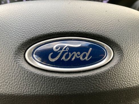 Used 2020 Ford Escape SE image 27