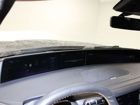 Used 2025 Lincoln Navigator Black Label AWD/4WD image 42