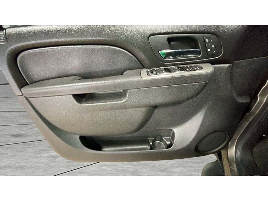 Used 2011 Chevrolet Tahoe LT AWD/4WD image 10