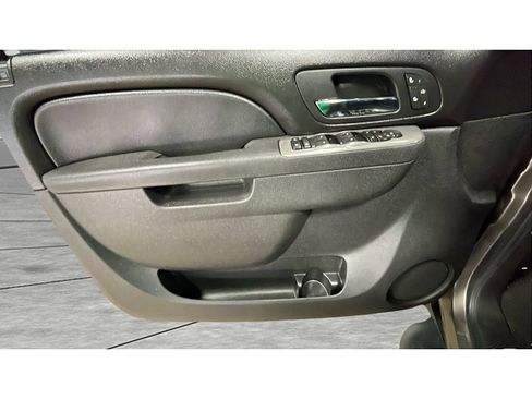 Used 2011 Chevrolet Tahoe LT AWD/4WD image 10