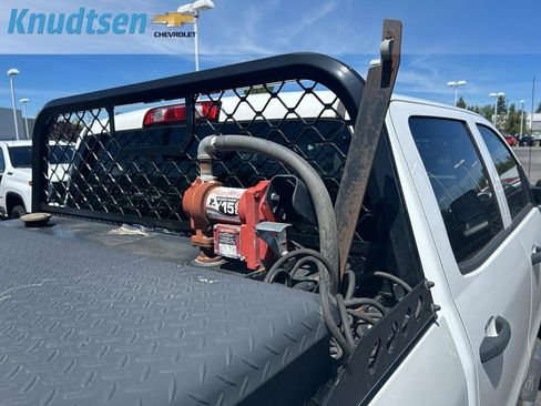 Used 2018 GMC Sierra 3500 4x4 Crew Cab image 8