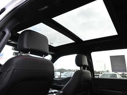 New 2025 Ford F150 Lariat w/ Equipment Group 502A High image 37