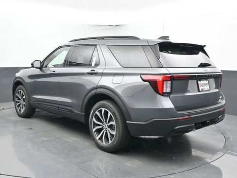 New 2026 Ford Explorer ST-Line AWD/4WD image 8