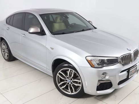 Used 2018 BMW X4 M40i image 17