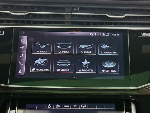 Used 2023 Audi Q8 Premium Plus w/ Premium Plus Package image 12