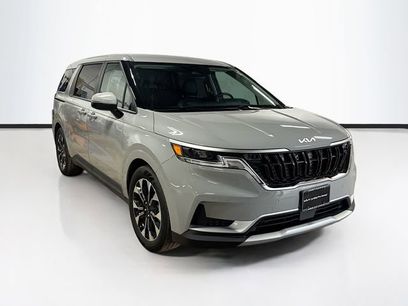 Used 2024 Kia Carnival EX