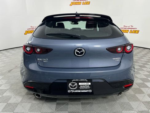 New 2026 MAZDA MAZDA3 Hatchback w/Premium Plus Pkg image 4