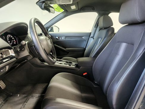Used 2025 Honda Civic Sport image 11