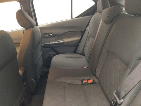 Used 2020 Nissan Kicks SV FWD image 18