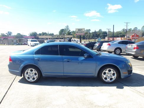Used 2010 Ford Fusion SE image 5