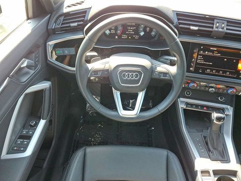 Used 2024 Audi Q3 2.0T Premium w/ Convenience Package AWD/4WD image 27