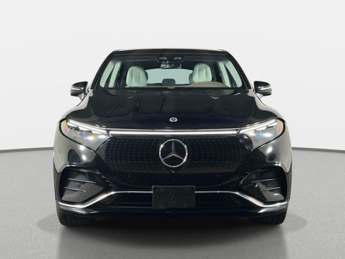 Used 2023 Mercedes-Benz EQS 580 4MATIC SUV image 8