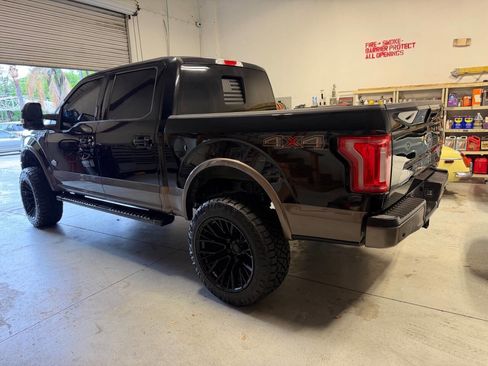 Used 2019 Ford F150 King Ranch image 3