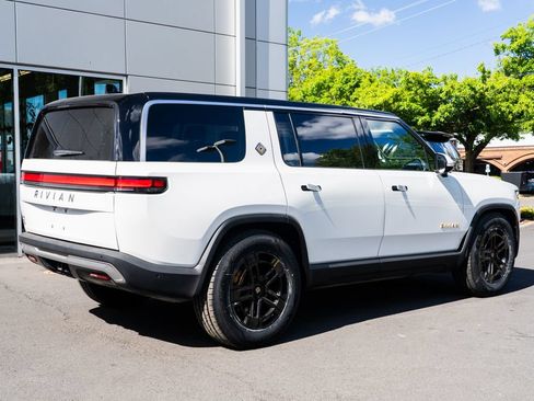 Used 2024 Rivian R1S Adventure AWD/4WD image 6