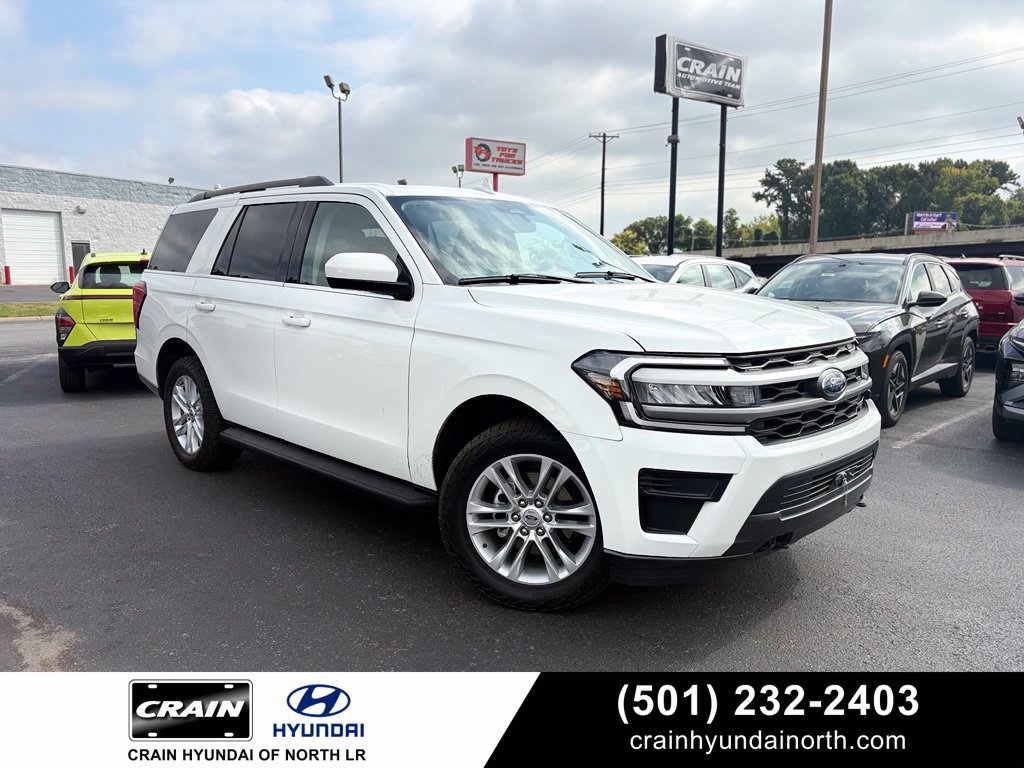 Used 2024 Ford Expedition XLT AWD/4WD image 1