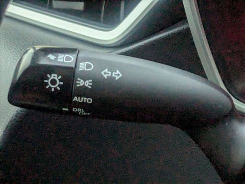 Certified 2022 Toyota Corolla SE image 21