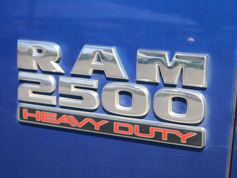 Used 2018 RAM 2500 Tradesman w/ Chrome Appearance Group AWD/4WD image 9
