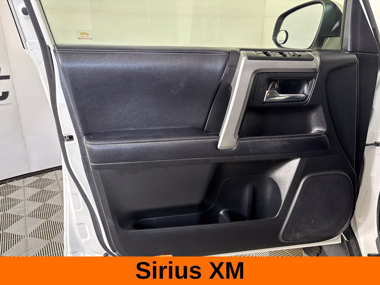 Used 2019 Toyota 4Runner SR5 RWD image 10