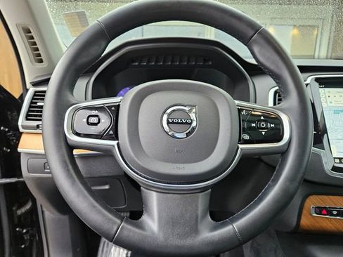 Certified 2023 Volvo XC90 T8 Plus AWD/4WD image 22