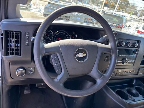 Used 2019 Chevrolet Express 3500 LT w/ LT Preferred Equipment Group image 9