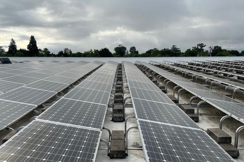 Used 2025 Kia Niro LX FWD image 30