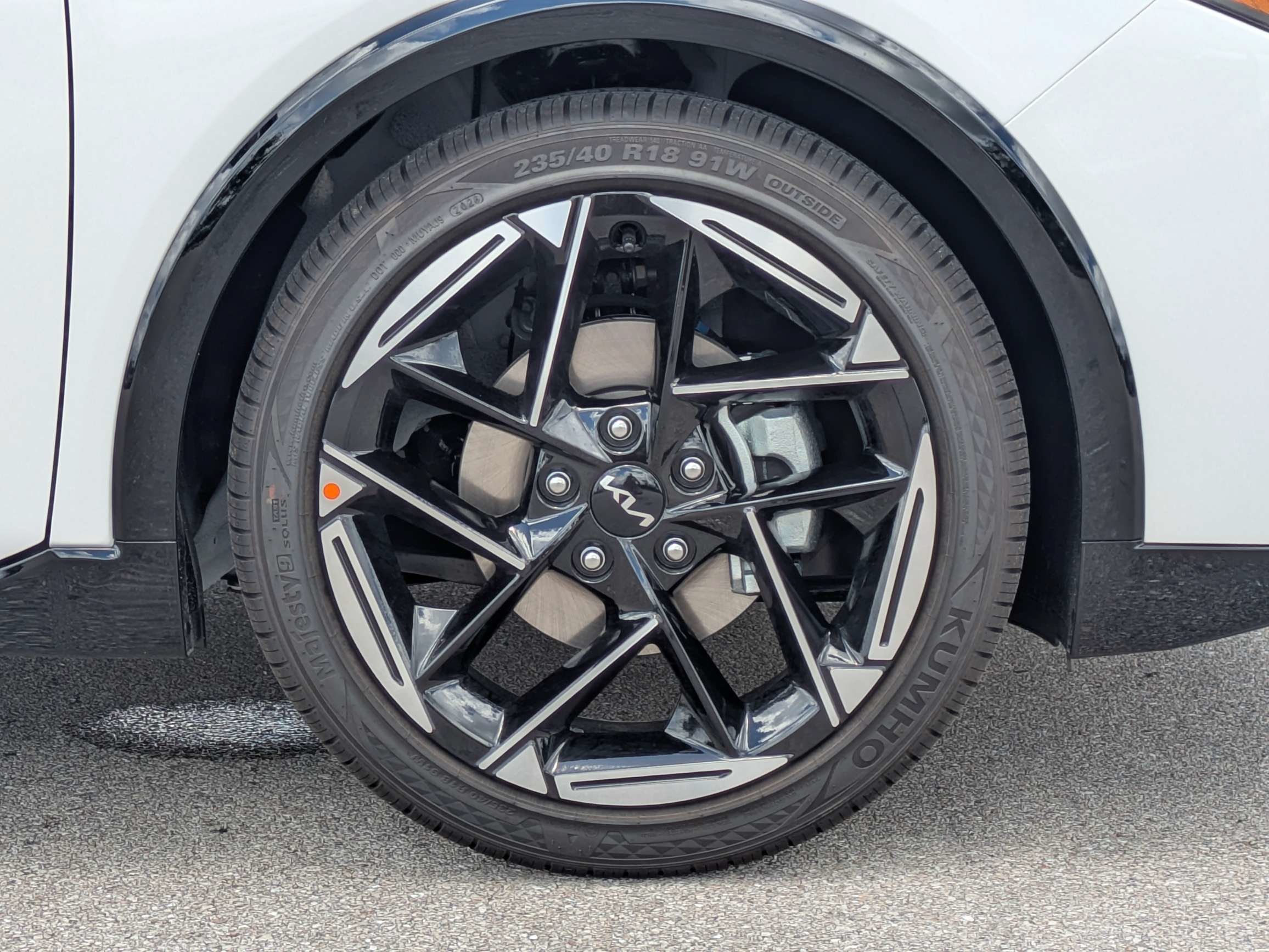 New 2026 Kia K4 EX w/ GT-Line Premium Package FWD image 11