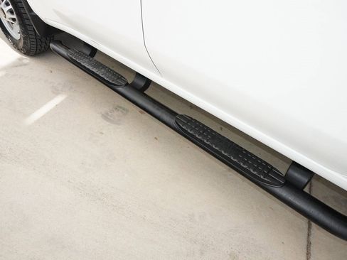 Used 2024 Chevrolet Silverado 2500 W/T image 11