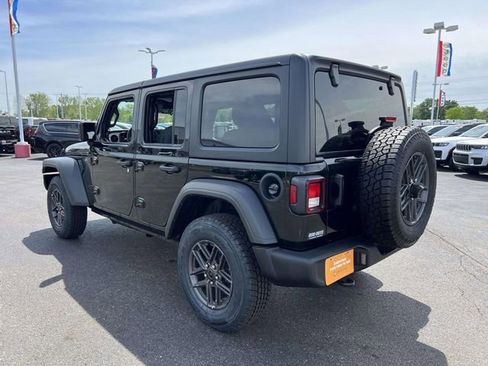 Certified 2025 Jeep Wrangler Unlimited Sport AWD/4WD image 5