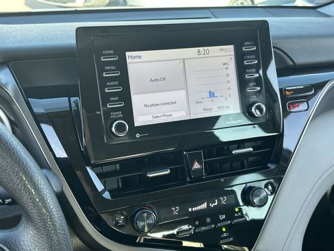 Used 2022 Toyota Camry LE w/ Carpet Mat Package (TMS) image 21