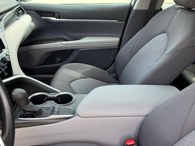 Used 2024 Toyota Camry LE FWD image 12