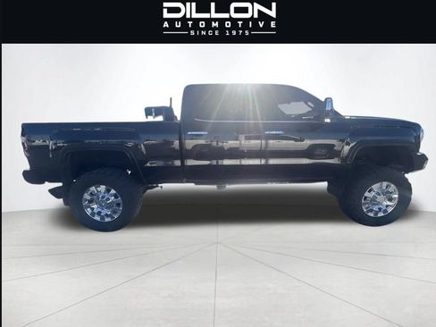 Used 2016 GMC Sierra 2500 Denali w/ Duramax Plus Package AWD/4WD image 7