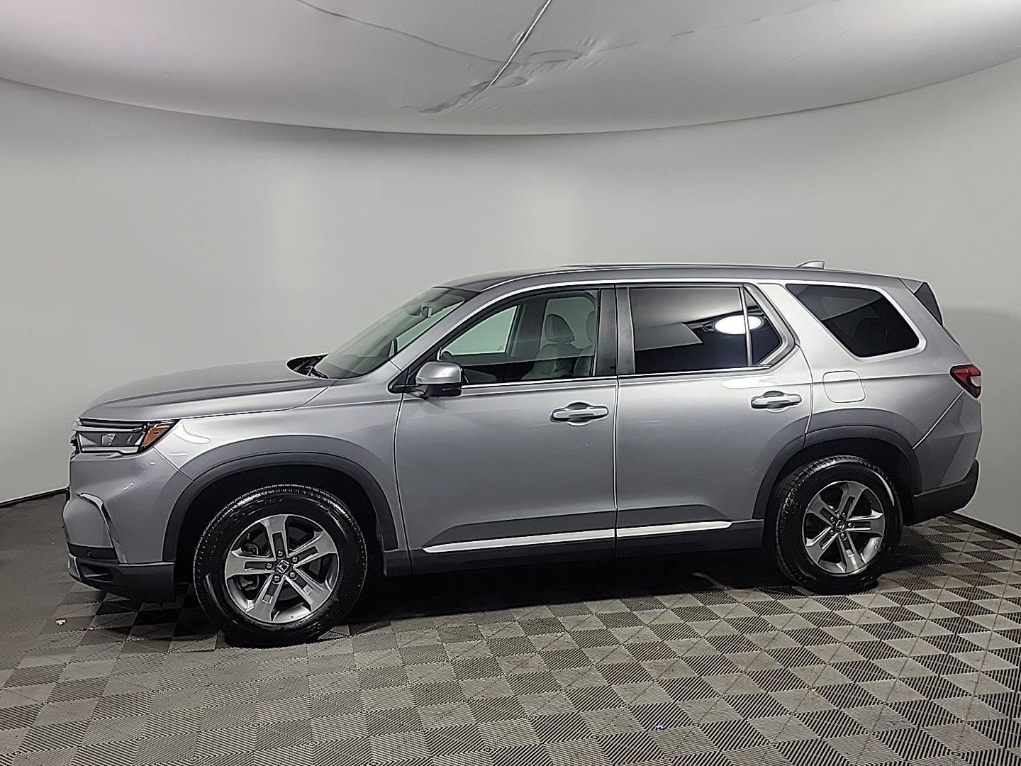 Certified 2025 Honda Pilot EX-L image 11