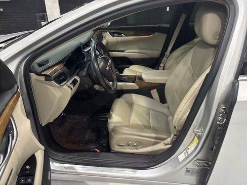 Used 2018 Cadillac XTS Luxury image 12