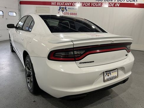 Used 2015 Dodge Charger R/T image 5