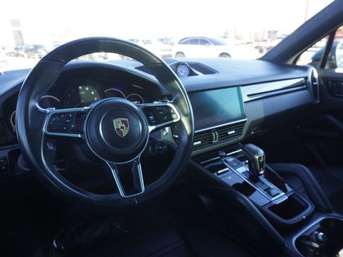 Used 2019 Porsche Cayenne E-Hybrid image 30
