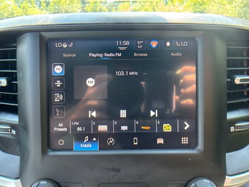 Used 2022 RAM 1500 Big Horn AWD/4WD image 20