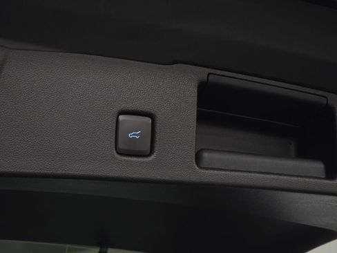 New 2026 Ford Escape SE w/ Class II Trailer Tow Package image 32