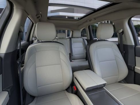 New 2026 Lincoln Nautilus Premier w/ Equipment Group 102A AWD/4WD image 10