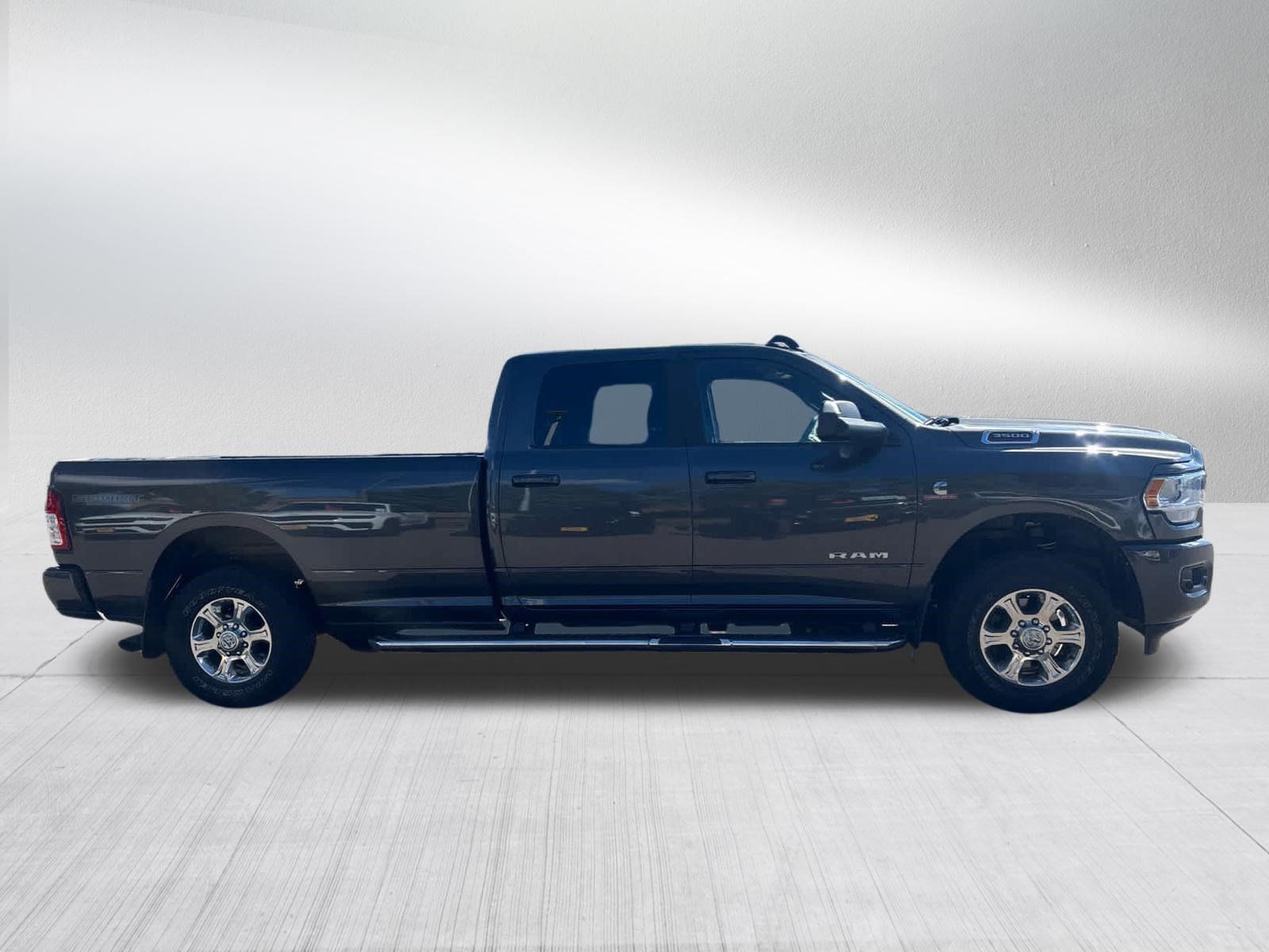 Used 2022 RAM 3500 Big Horn w/ Level A Equipment Group AWD/4WD image 2