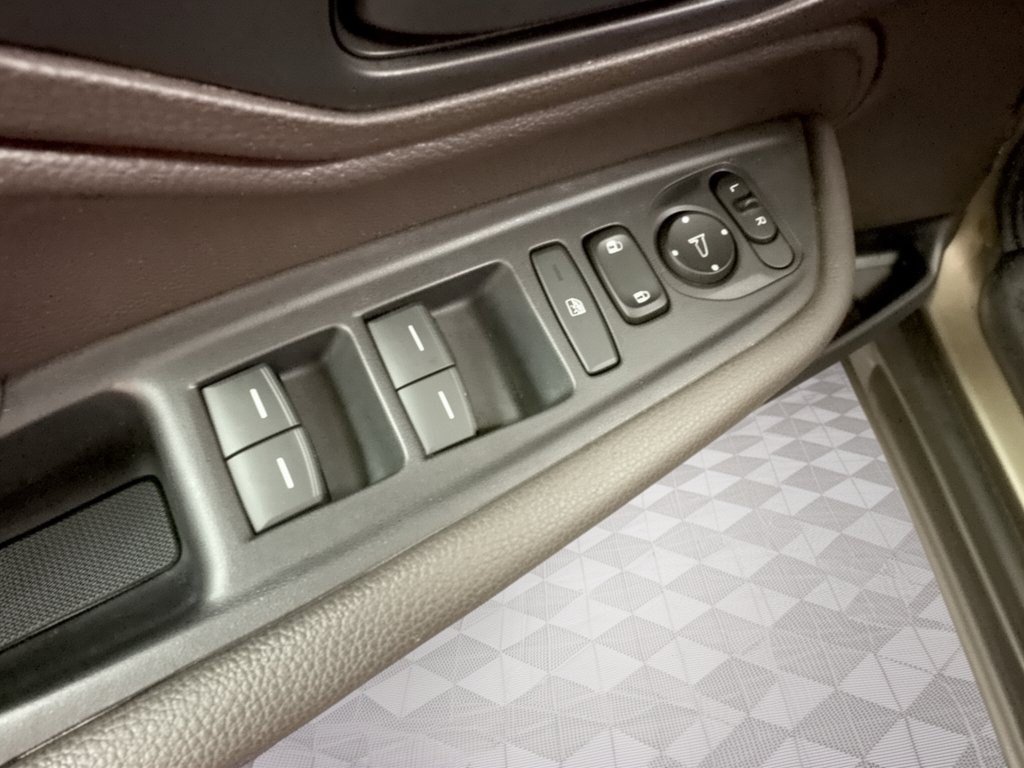 Used 2018 Honda Odyssey EX-L image 15