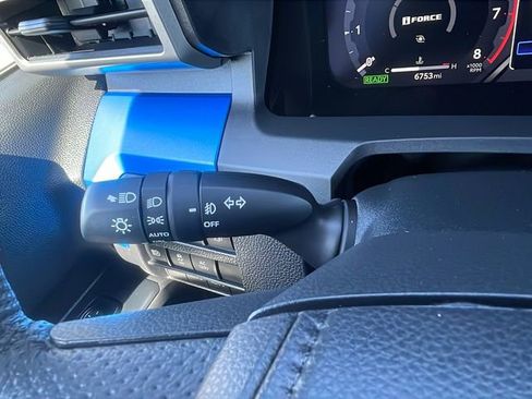 Used 2025 Toyota Tacoma image 23