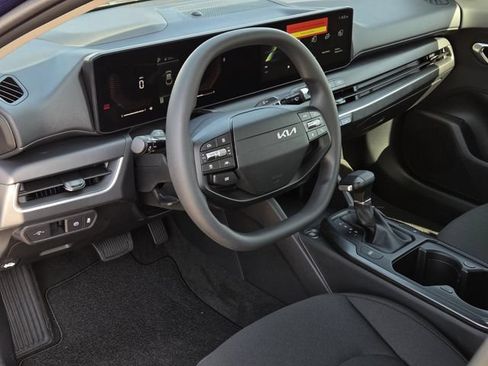 New 2026 Kia K4 FWD image 22