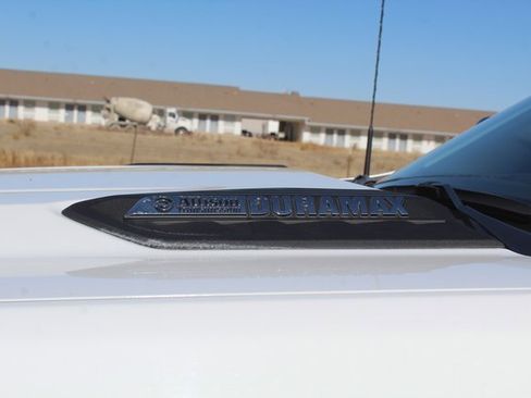 Used 2022 Chevrolet Silverado 2500 LTZ w/ LTZ Premium Package image 16