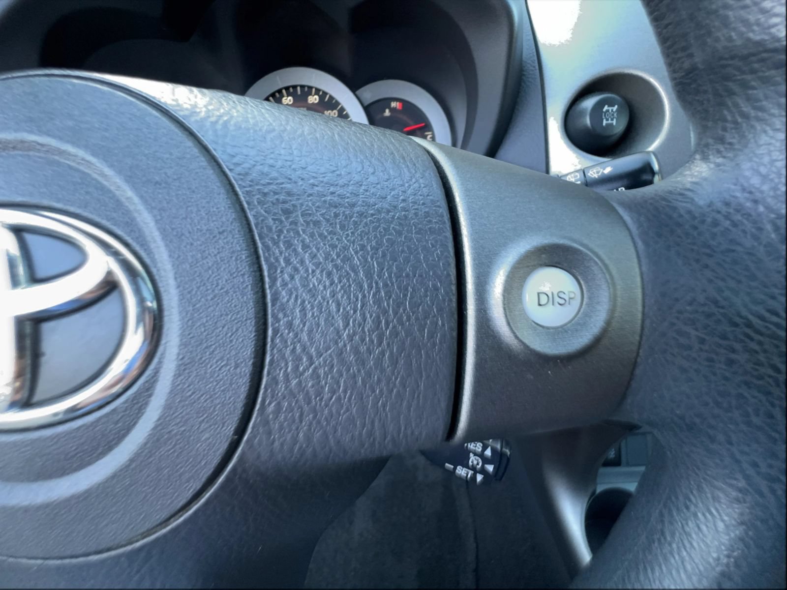 Used 2011 Toyota RAV4 Sport w/ Sport Appearance Pkg AWD/4WD image 17